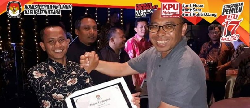 KPU Jepara Raih Dua Penghargaan Terbaik